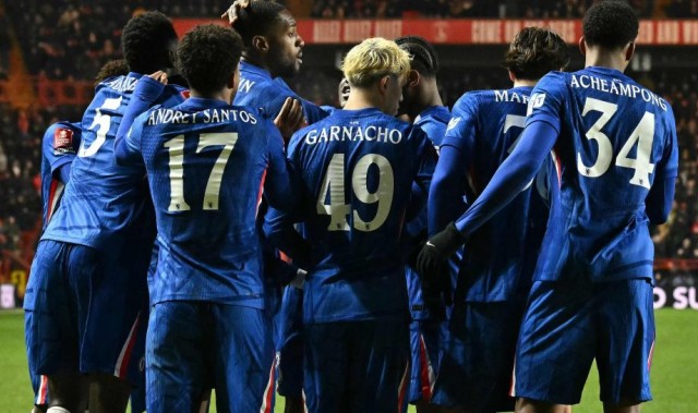 开云官方网站-哈托爆射破门 切尔西5-1查尔顿晋级足总杯32强