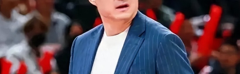 开云电子-CBA3消息：广东队被18分逆转，杜峰揪出3人，郭士强看好冲冠3黑马