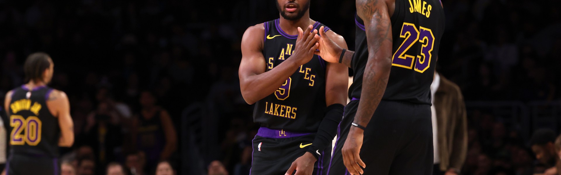 开云电子-夸梅：亚历山大把勒布朗的的脚给打软了 这是不是就是避战之王？