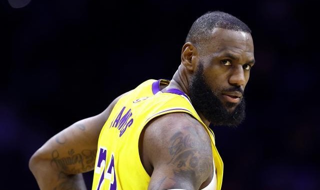 开云登录入口地址-若詹姆斯真要和湖人分手 骑勇独行侠难成下一站？