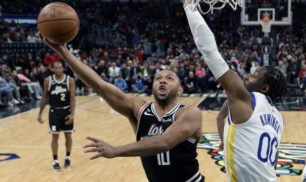 开云登录入口地址-抢人大战勇士为何不敌太阳？矮人军团急需瞄准内线