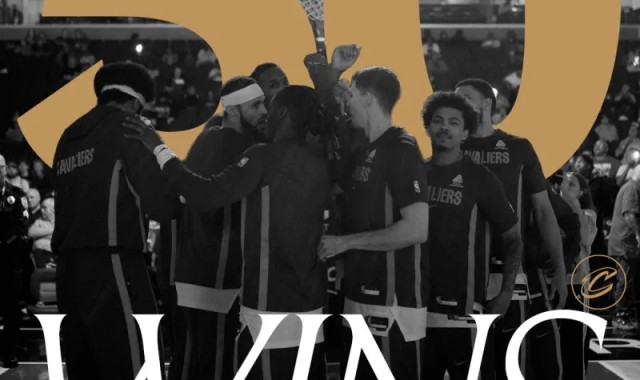 开云登录入口地址-期待季后赛！骑士官方：恭喜球队连续第二个赛季取得50+胜场