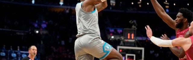 开云官方网站-【现场】库里AMVP老詹绝杀！疫情下的全明星仍创纪录