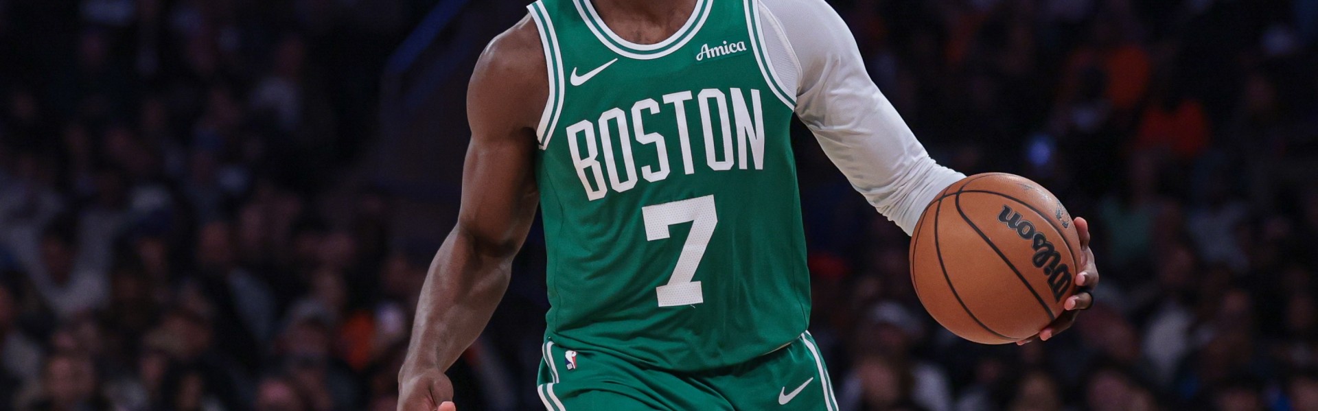 开云电子-25分8板！杰伦·布朗：猛龙是联盟中身体对抗最强的球队之一