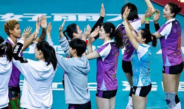 开云电子-发扣拦防全面压制 天津女排轻取江苏加冕第十四冠