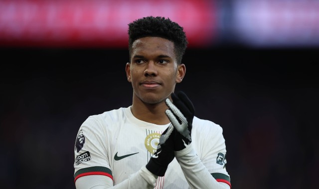 开云登录入口地址-标晚报切尔西伤情：埃斯特旺和约恩森有望对阵巴黎复出