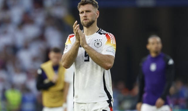 开云电子-我刚提的新车啊！跟队记者：米兰新援菲尔克鲁格一根脚趾骨折