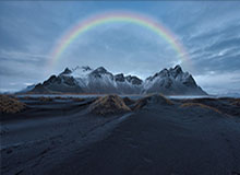 开云电子-利拉德：恩比德值得MVP 但约基奇是联盟最好的球员